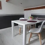 Apartament Mansarde Et Climatise 50 M2 Pompignan (Tarn-et-Garonne)