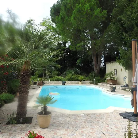 Mansarde Et Climatise 50 M2 아파트 *