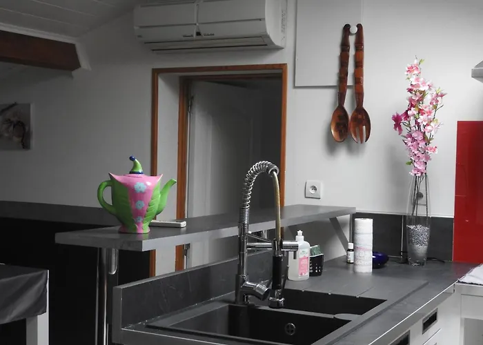 Mansarde Et Climatise 50 M2 Pompignan (Tarn-et-Garonne)