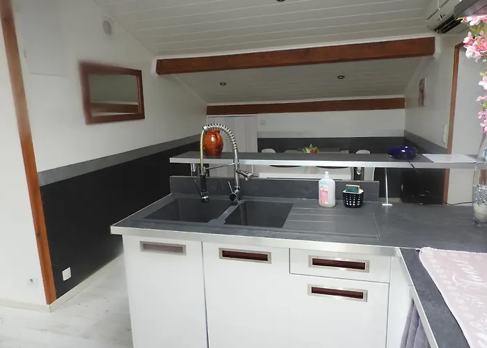 Mansarde Et Climatise 50 M2 * Pompignan (Tarn-et-Garonne)